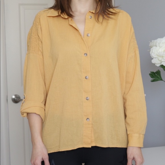 Zara Button Down Shirt - Picture 2 of 3